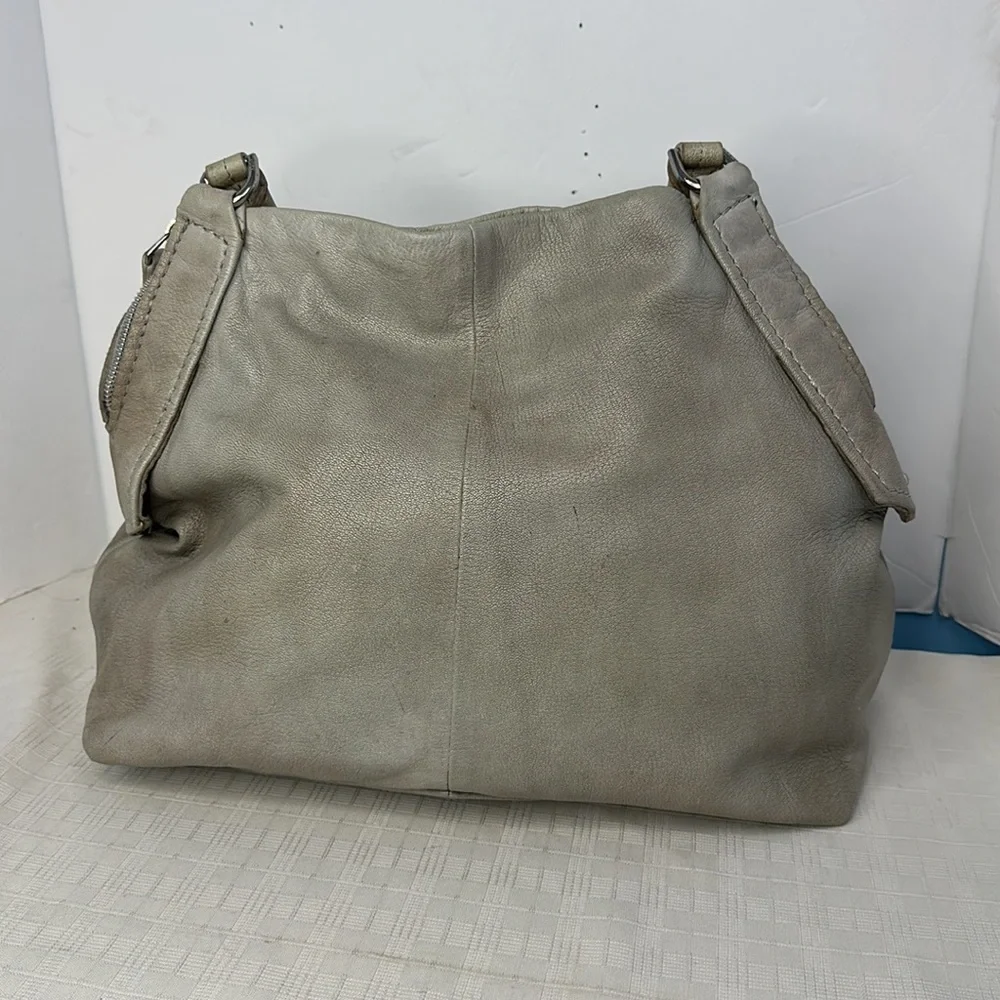 LIEBESKIND BERLIN KUMBA  light grey Goat Skin Studded Bag